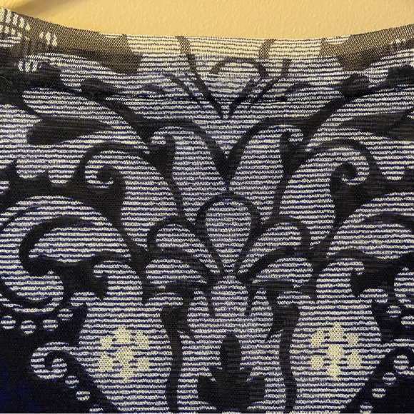 I.N.C. International Concept woman’s long sleeve blouse - Picture 7 of 11